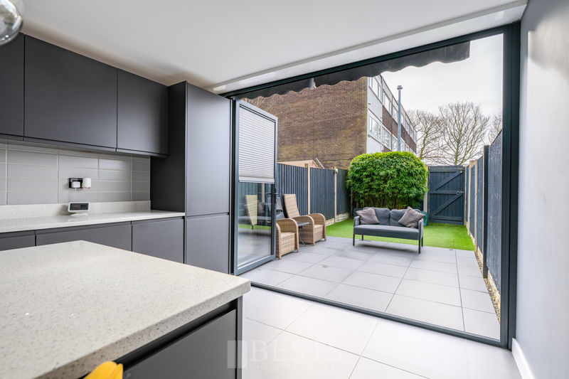 Cotton Lane Halton Lodge